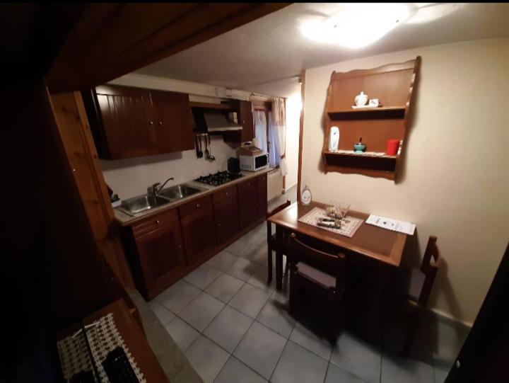 Casa Chiara Apartment นุส ภายนอก รูปภาพ