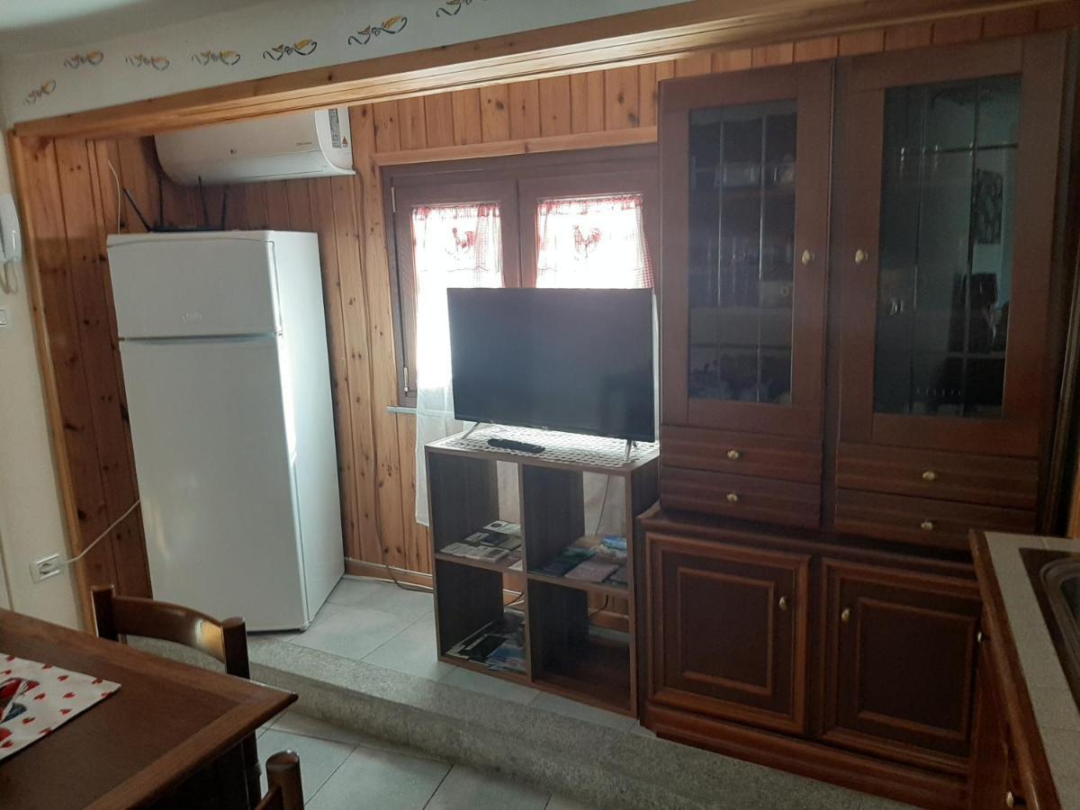 Casa Chiara Apartment นุส ภายนอก รูปภาพ